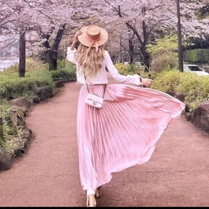 Lång rosa kjol  - Lång rosa kjol, storlek stort S💕 säljer för det priset du tycker är rimligt💓