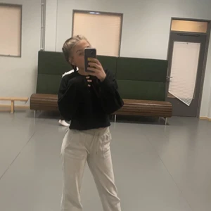 Säljer nu mina juciy conture byxor - Jag säljer pga av att jag vill köpa en annan färg dem har inga hål eller fläckar använda ca 4 gånger