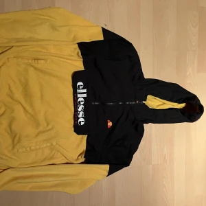 ellesse fleece jacka - Ellesse fleece jacka 