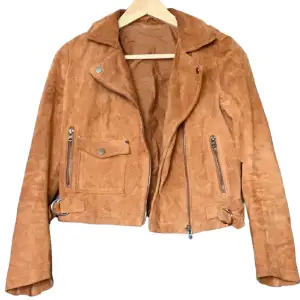 Suede cropped jacket in biker model