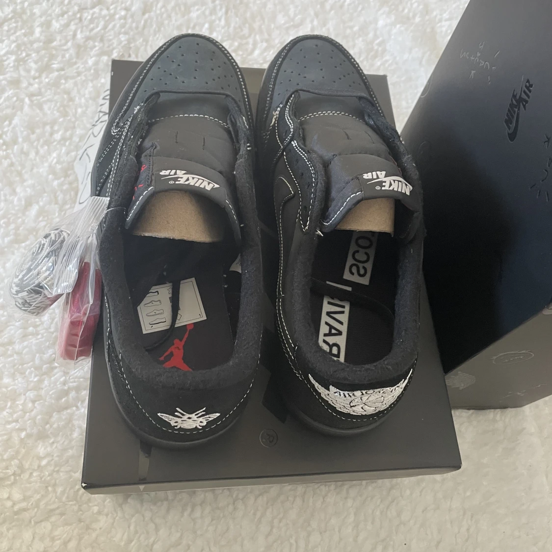 Travis Scott Black Phantom - 91