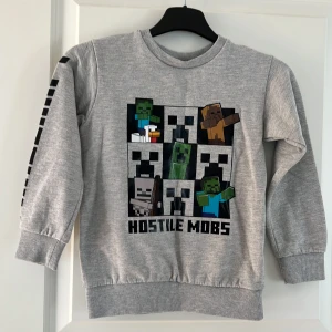 Sweatshirt strl 110/116 - Jättefin strl 110/116 Köparen står för frakten