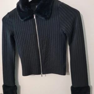 Hm topp - Svart topp 