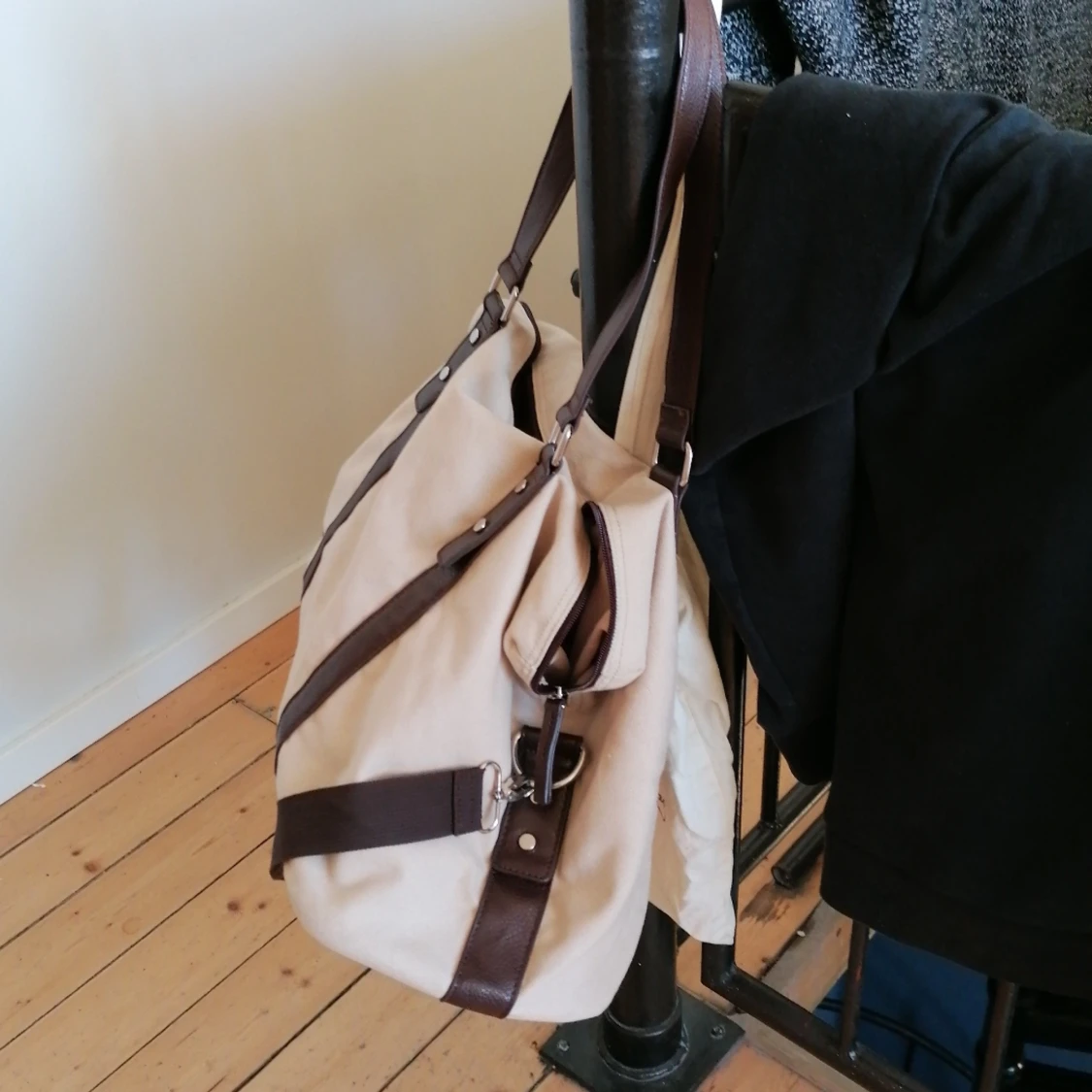 Beige Bag - 90