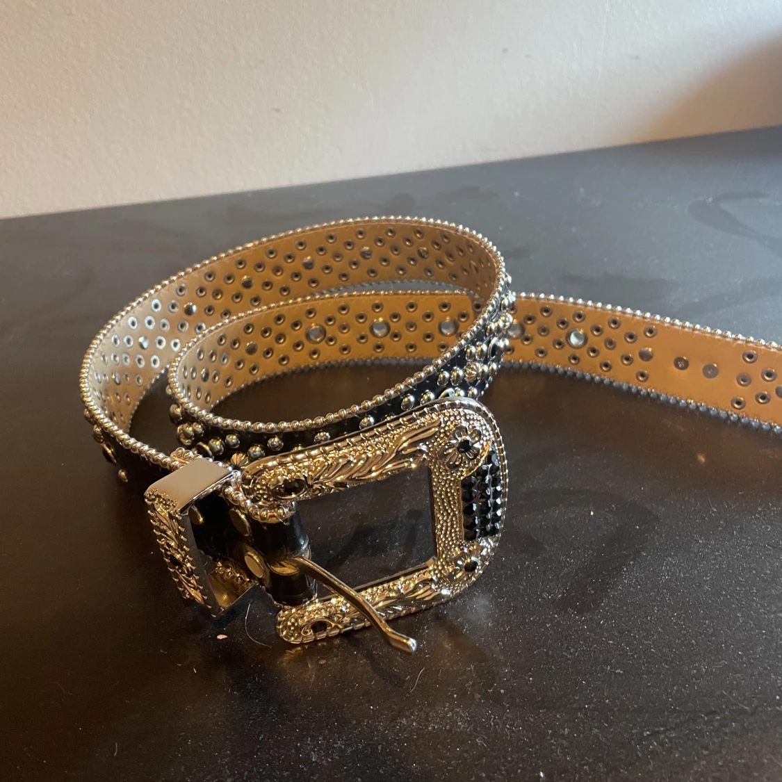 Bb Simon belt ej äkta