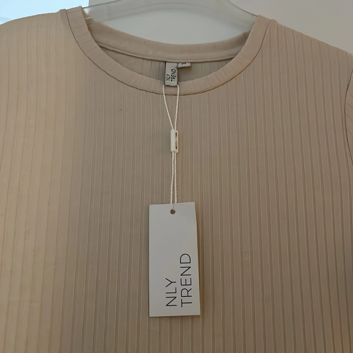 Stickad/ ribbad klänning - 90