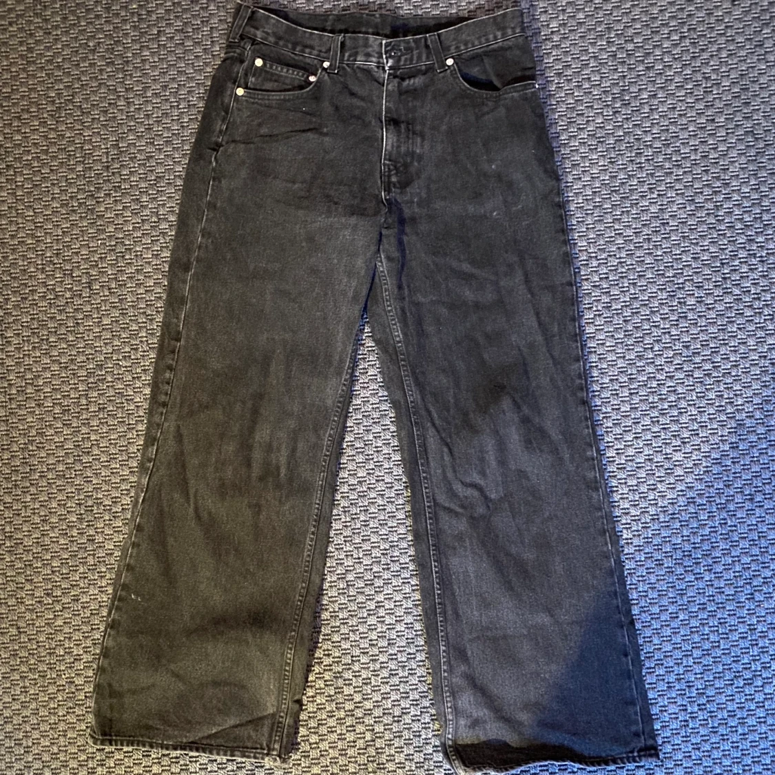 Weekday ”BEYOND” baggy jeans