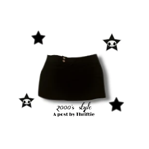 Mini skirt~ - En svart mini skirt! Aldrig använd! <3