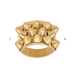 Edblad ring - Ring från Edblad i bra skick passar perfekt på långfingret, box ingår❤️☺️