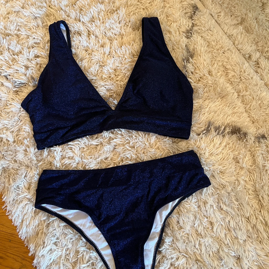 Blå glittrig bikini XL