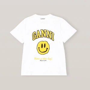 Ganni tröja  - Hej säljer min ganni tröja pga av arg jag inte använt den, den köptes i London i april i storlek xs eller xxs. Lånad bild men kan skicka egna också 💓 nypriset är 959 kr men säljer för 500  