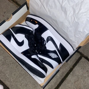 Jordans 1 carbon fiber - Skick enligt bild