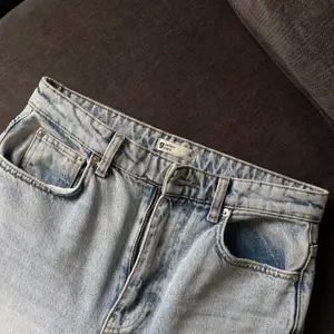 Ginas Idun jeans i ljusblå. Aldrig använda. Finns i Lund. Kan skickas men köparen står för frakten 🧚🏻 storlek 36!   Kostade 599 nya. 