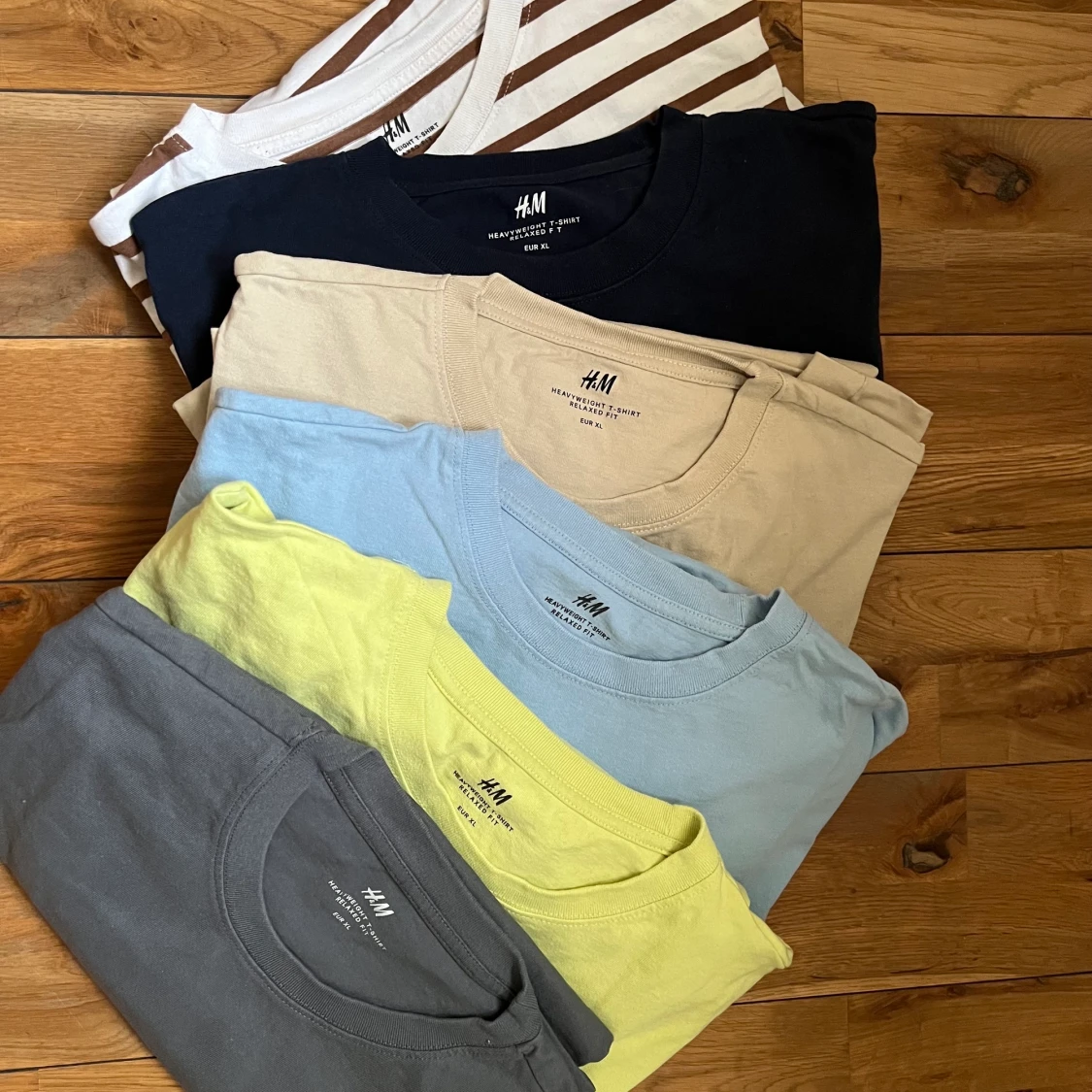 H&M HEAVYWEIGHT RELAXED T-SHIRTS