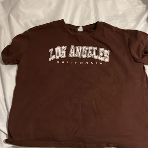 Tröja  - Säljer en tröja från shein