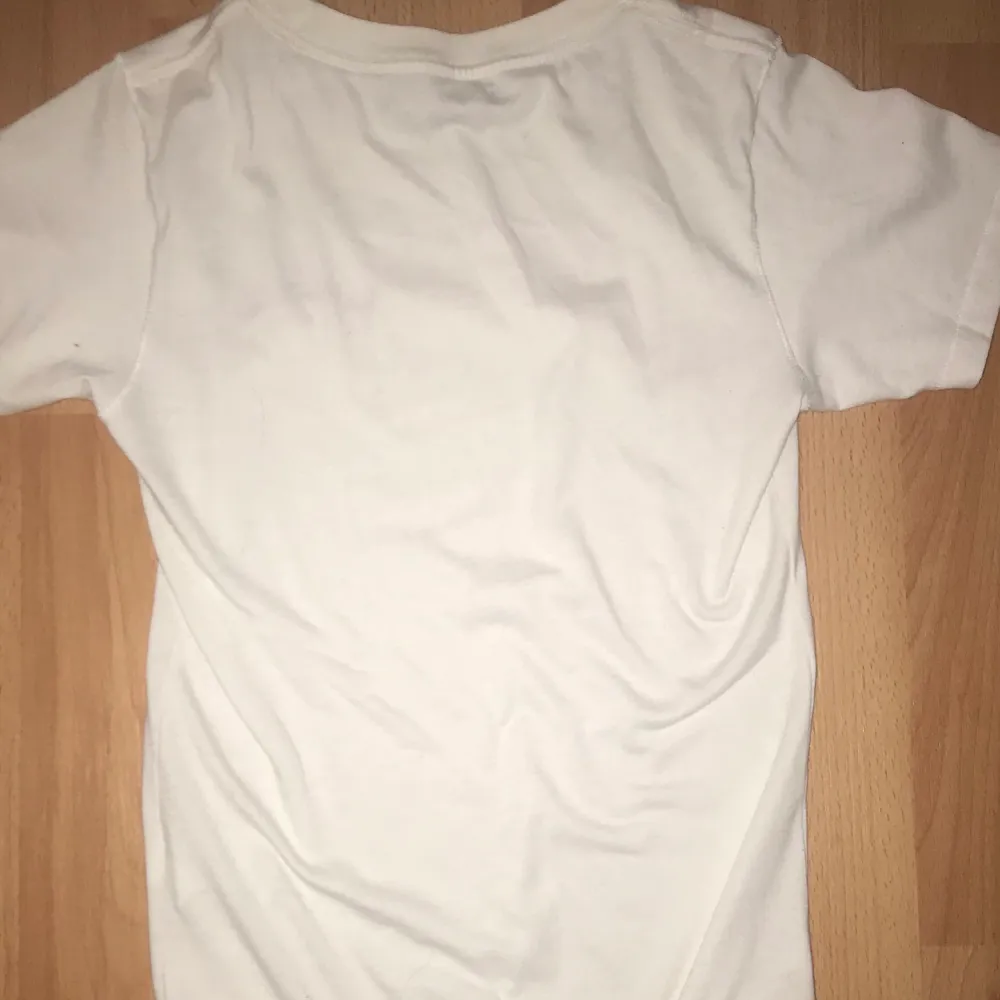 White Bodysuit (With/Med G string)  Xs Fri frakt/ Free shipping  Only has been used in this picture/ Bara har blivit används i den här bilden. . T-shirts.