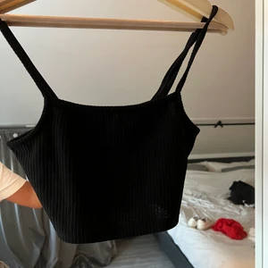 Svart linne - Svart linne med jätte skönt material