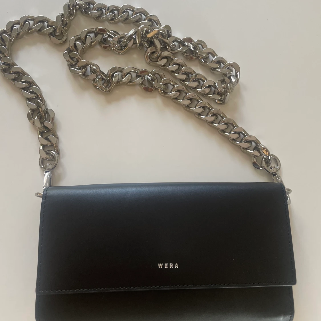 Snygg partyväska från Wera Åhlens