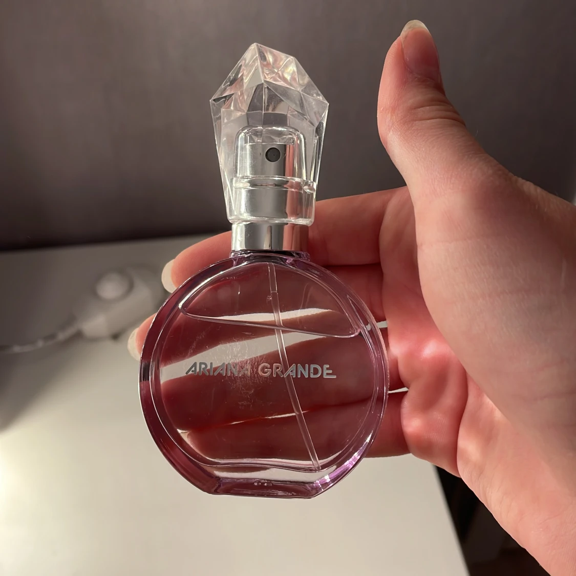 Ariana grande parfym  - 90