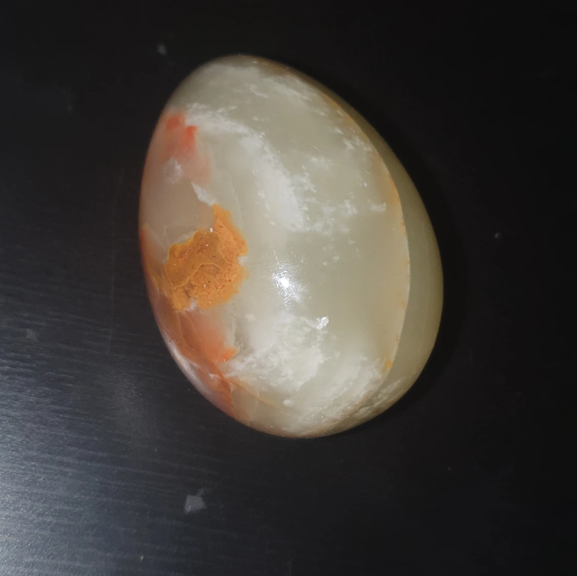 Äggformad klistaller