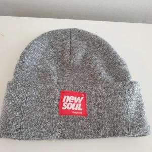 New Soul Mössa - Endast provad vid ett tillfälle. Helt ny. 