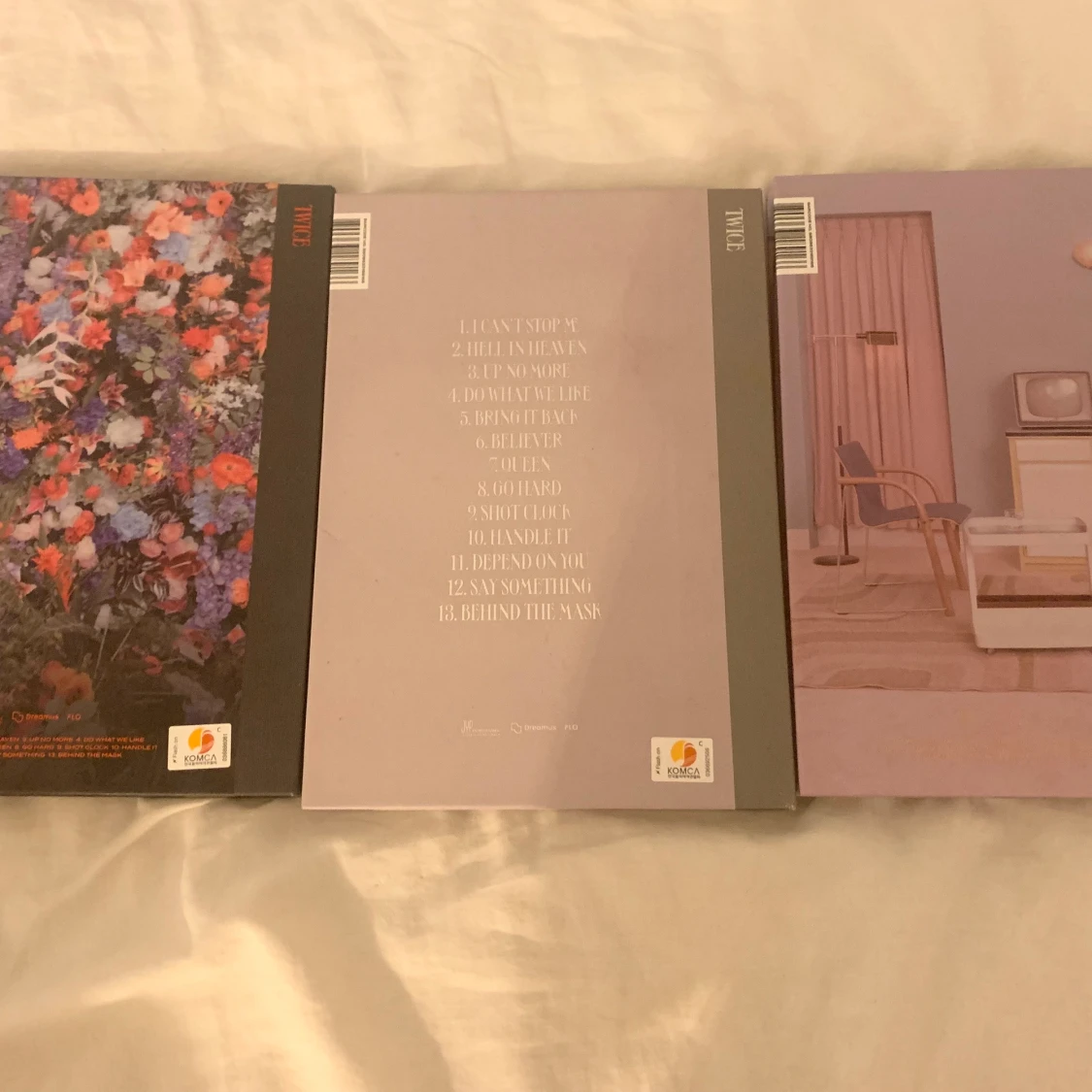 KPOP TWICE Eyes Wide Open - 90