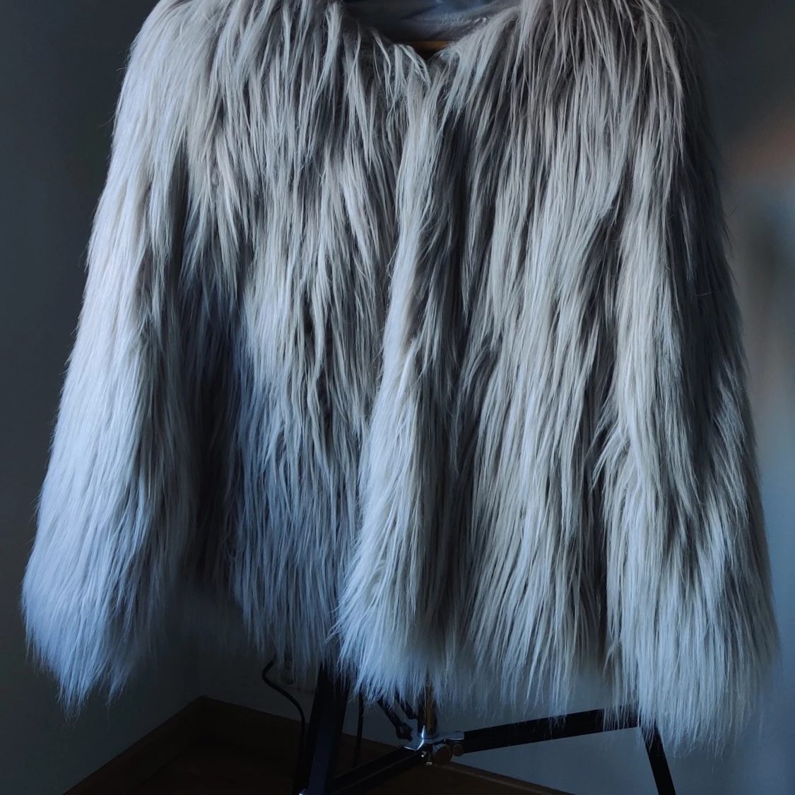 Långhårig fuskpäls