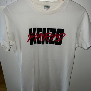 Kenzo T-shirt - Skick 9/10 storlek XS