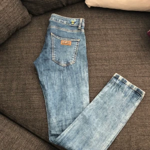 Kenzo - Jeans Kenzo Skick 9/10 Size 31 Pris bud !