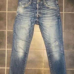 Dsquared Jeans  - Skick: 9/10 Storlek:46 