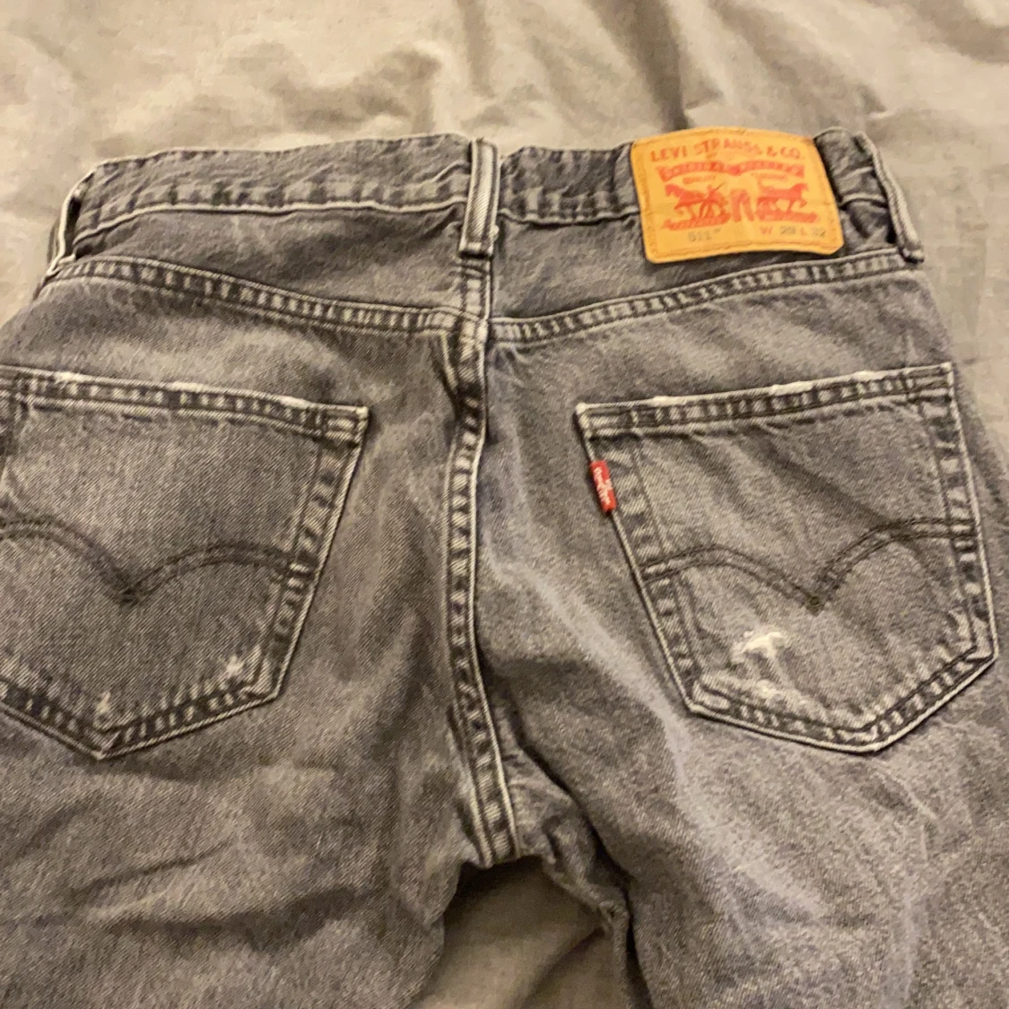 Snygga levis jeans - 90