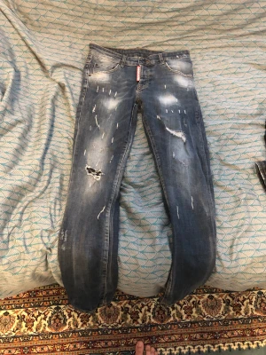 Dsq2 byxor - Dsq2 byxor säljes nu dåliga bilder tagna strl 164/160 xs