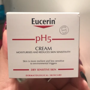 Eucerin pH5 kräm 75ml - Ansiktskräm som är helt ny och oöppnad. Jag har krämer jag gillar mer så säljer de! 