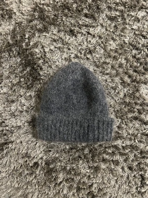 FWSS mössa -  mössa från Fall Winter Spring Summer. 10/10 skick. Nypris:  995kr