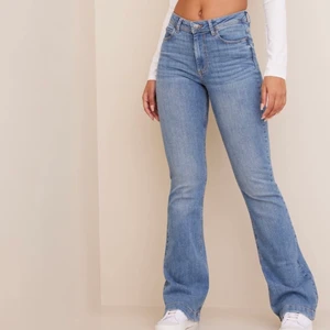 JdY NELLY NLY jeans  - Helt oanvända Jeans från Nelly (Endast testade)  Storlek: W30/L34 (M)  Ordinarie pris 399kr