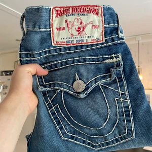 True Religion Jeans  - Skit snygga äkta true religion jeans. Önskar jag kunde behålla de men de är lite för små. 
