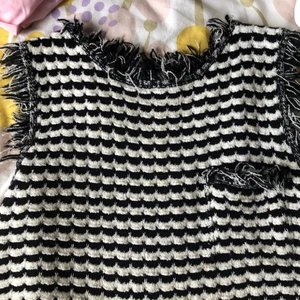 Svartvit väst från Zara✨ - Mysig väst från Zara, stl M men passar alla från xs-m💕