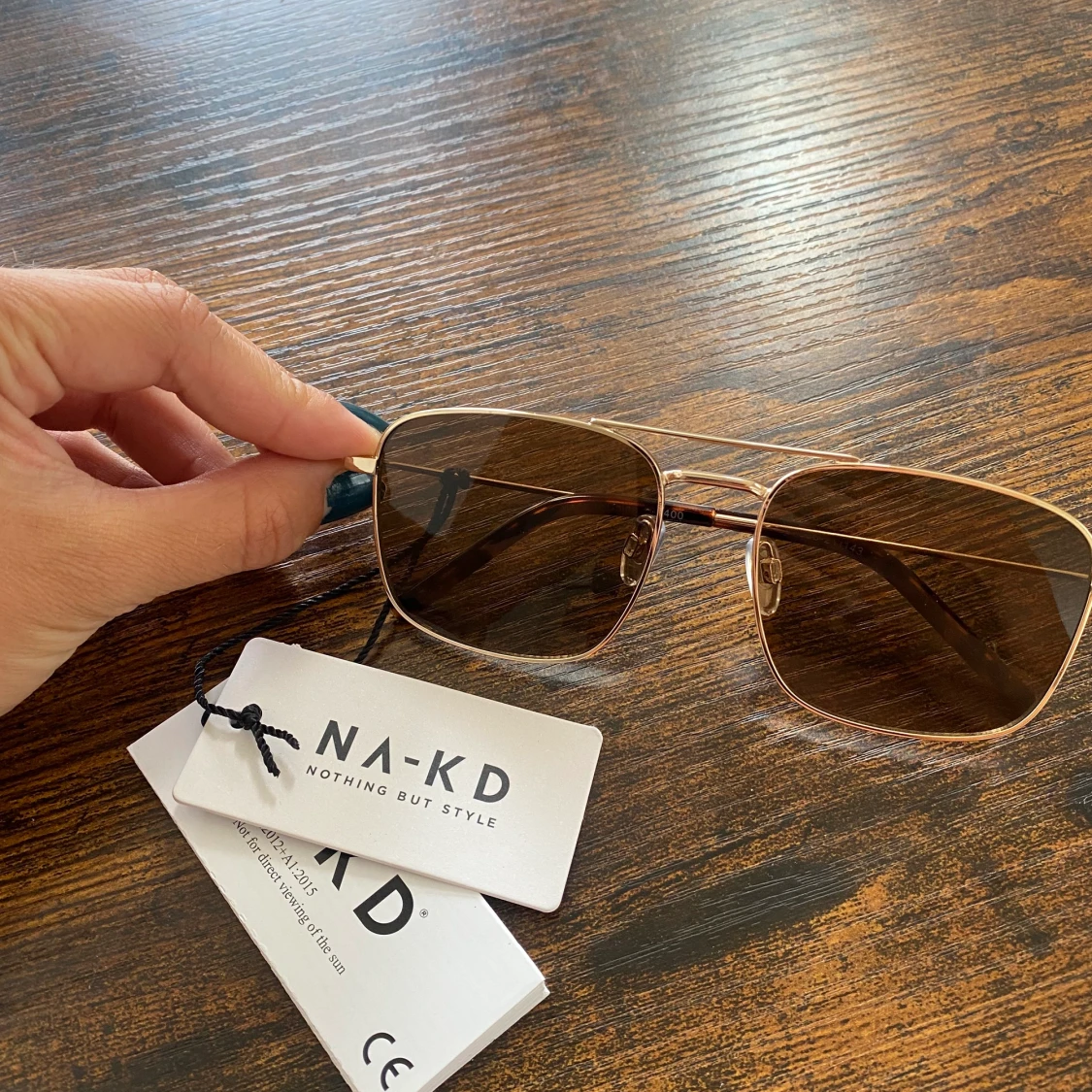 SVINSNYGGA ”pilot” solglasögon