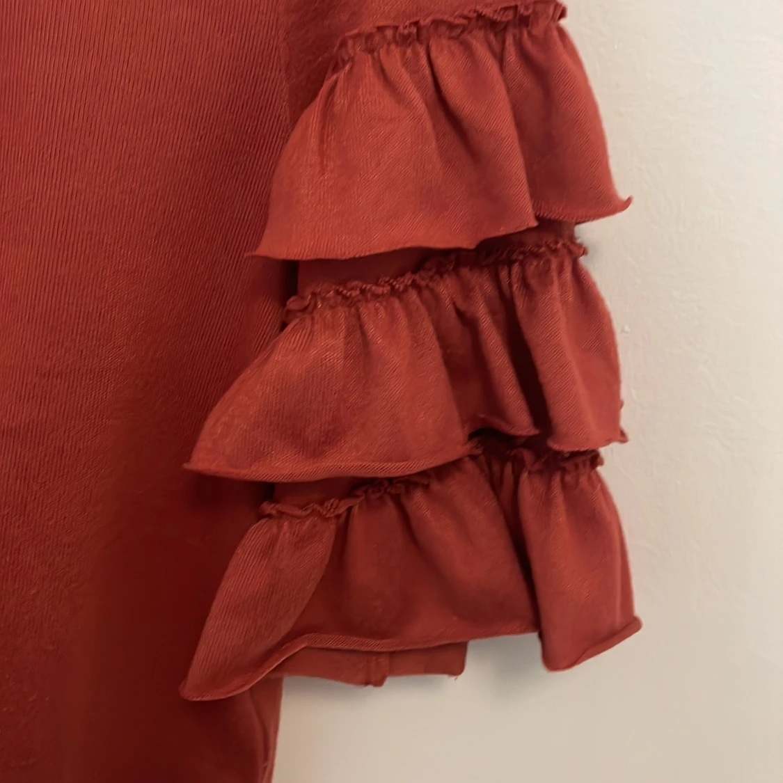 röd/ rödbrun blus - 90