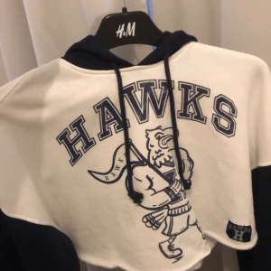 Magtröja - Jag säljer den för att den har inte kommit till använing så mycket. Har bara använt 1-2 gånger.