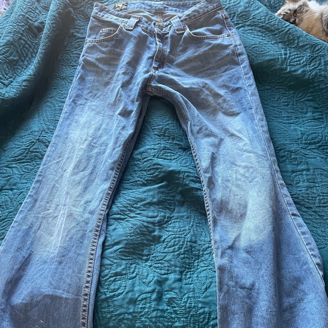 Långmidjade bootcut