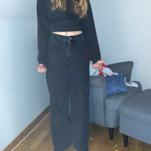 Shein jeans.  - Shein jeans använda ett par gånger. Jag är 165