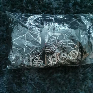 Youspooo hoodie  - Säljer nu en splitter ny youspooo hoodie som är limited och inte går att få tag i. Den såldes slut på 1 timme så därav priset 