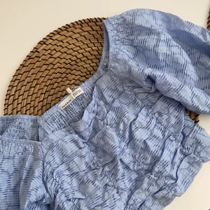 Topp - Jättefin topp från pull and bear!! Strl S