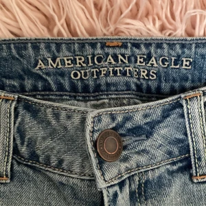American Eagle shorts! - Supersnygga American eagle shorts! Säljer pga att jag inte använder dom längre☺️ BUDA!