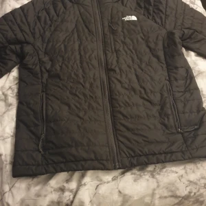 North face M  - Säljer nu en jacka då jag ska köpa ny 