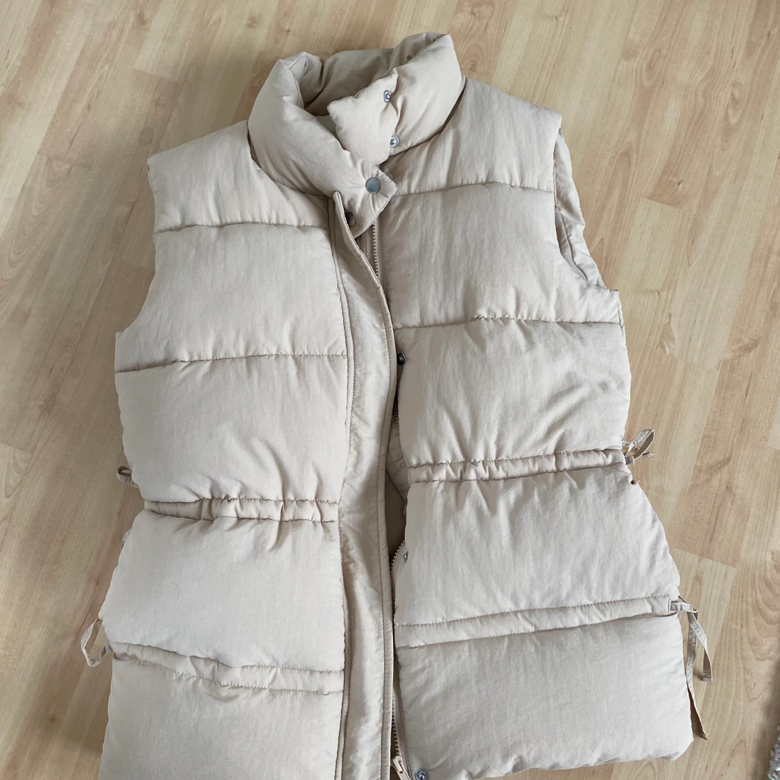 Missguided storlek 38