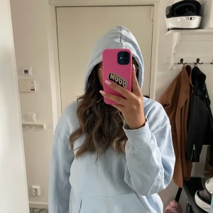 Hoddie  - Hoddie från monki som ej kommer till användning 