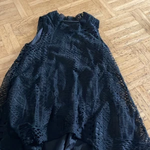 Topp/tunika virkad  - Fin topp/tunika virkad 