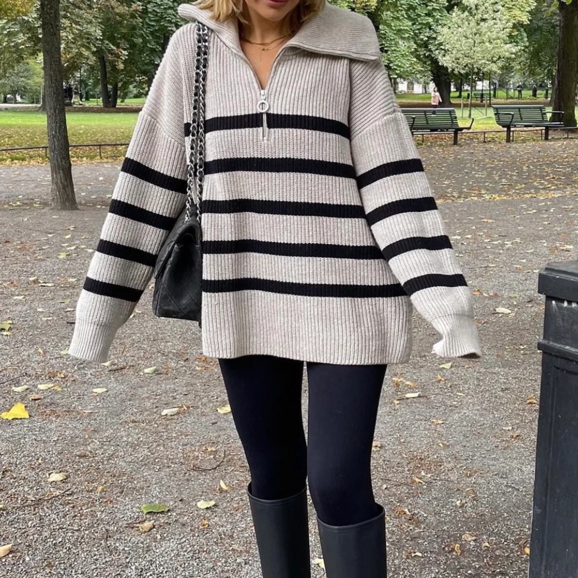 Randig stickad tröja med krage - 91